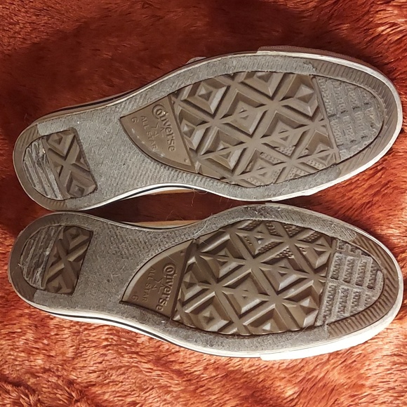 Light Orange Converse - Picture 4 of 9